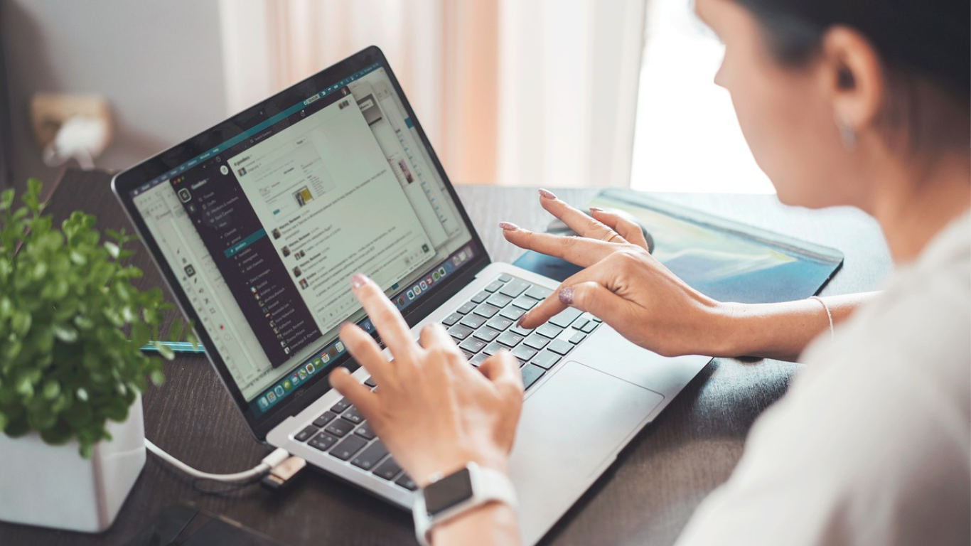 How to Start an E-commerce Business in India 2025
