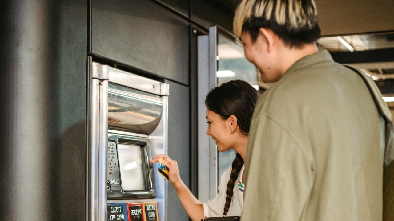 How to Start a Vending Machine Business 2025