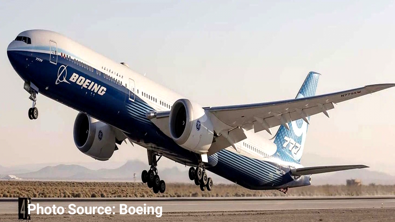Boeing Reports $4.9 Billion Loss on New Record-Breaking Widebody Aircraft